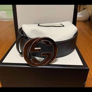 Gucci belt